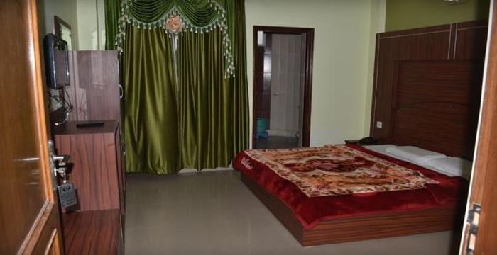 Hotel Vipul Palace